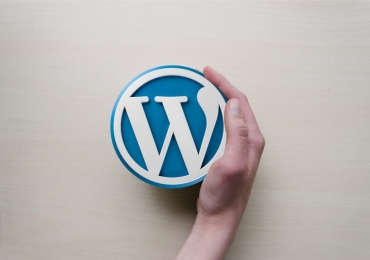 DÙNG NGÔN NGỮ GÌ, CÔNG NGHỆ GÌ THIẾT KẾ WEBSITE VÀ PHẦN MỀM